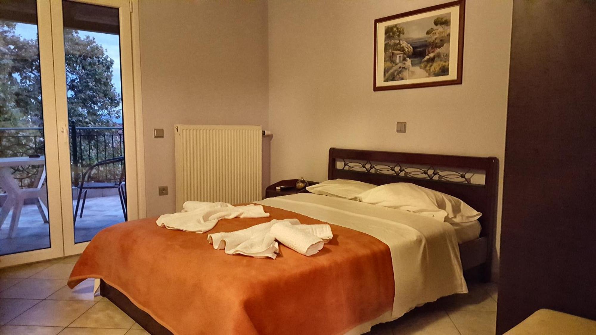 Aparthotel Oasis Exclusive à Parga Extérieur photo