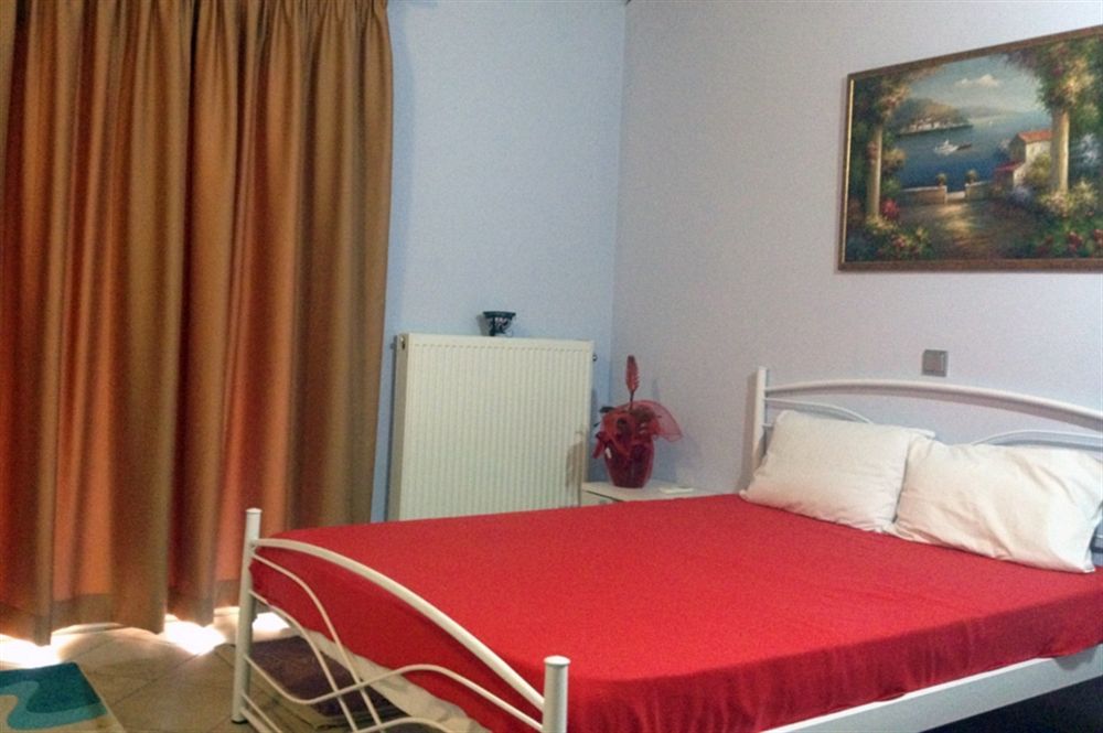 Aparthotel Oasis Exclusive à Parga Extérieur photo